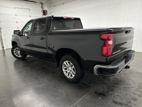 Used 2024 Chevrolet Silverado 1500 LT w/ Z71 Off-Road Package image 7