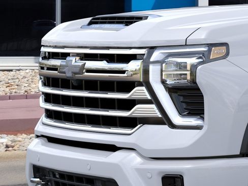 New 2026 Chevrolet Silverado 2500 High Country w/ High Country Premium Package AWD/4WD image 13
