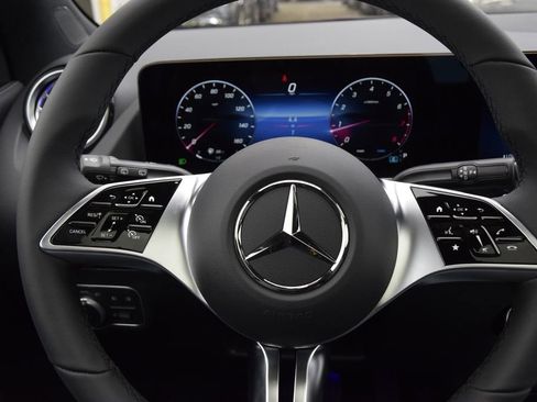 Used 2026 Mercedes-Benz GLA 250 image 23