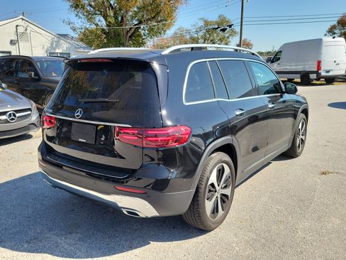 Used 2024 Mercedes-Benz GLB 250 image 3