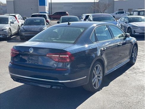 Used 2018 Volkswagen Passat 2.0T R-Line image 3