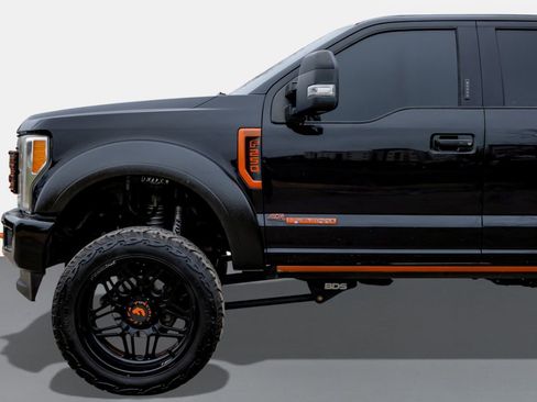 Used 2018 Ford F250 King Ranch w/ King Ranch Ultimate Package image 10