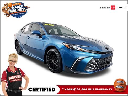 Used 2026 Toyota Camry SE w/ Convenience Package image 1
