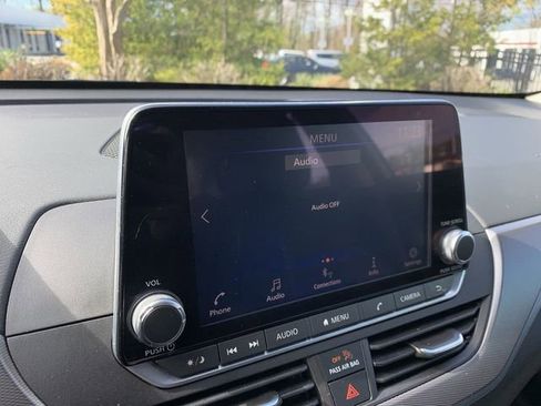 Used 2023 Nissan Altima 2.5 SR image 21