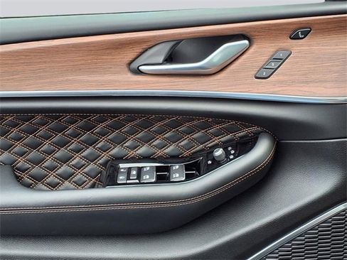 Used 2023 Jeep Grand Cherokee Summit w/ Adv Protech Group IV image 23