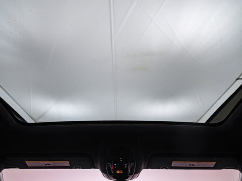 Used 2025 Porsche Cayenne GTS image 20