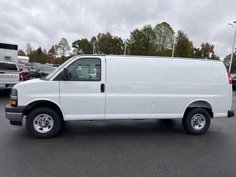 New 2025 Chevrolet Express 3500 Extended w/ Driver Convenience Package image 2