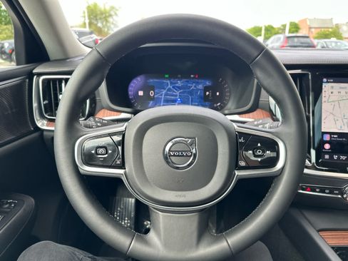 Used 2023 Volvo S60 B5 Ultimate w/ Climate Package FWD image 12