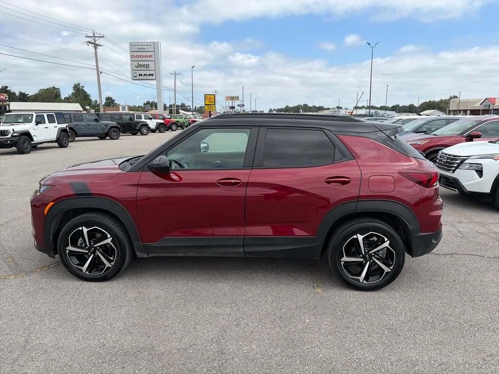 Used 2023 Chevrolet TrailBlazer RS w/ Technology Package AWD/4WD image 3