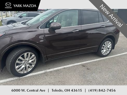 Used 2020 Buick Envision Premium w/ Driver Confidence Package AWD/4WD image 1