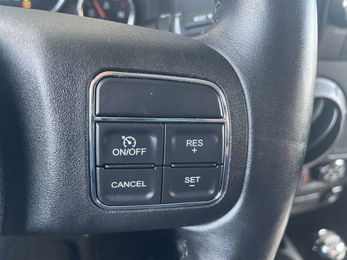 Used 2011 Jeep Wrangler Sport AWD/4WD image 15