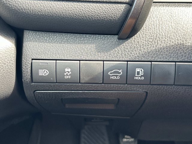 Used 2024 Toyota Camry SE FWD image 22