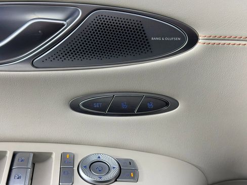 Used 2026 Genesis GV70 3.5T Sport Prestige image 14