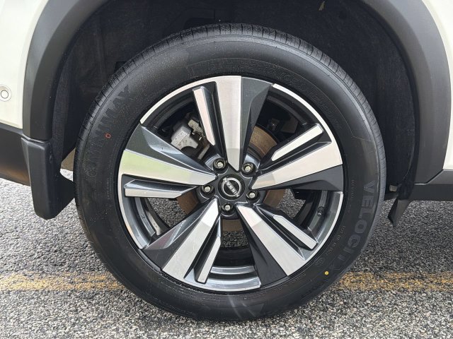 Certified 2023 Nissan Rogue SL w/ SL Premium Package AWD/4WD image 12