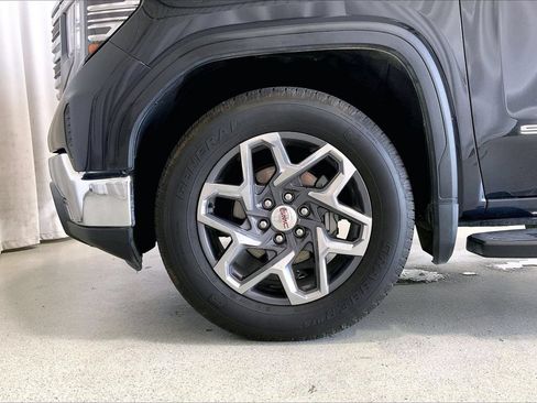 Used 2023 GMC Sierra 1500 SLT RWD image 6