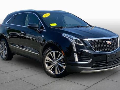Used 2020 Cadillac XT5 Premium Luxury w/ Platinum Package AWD/4WD image 3