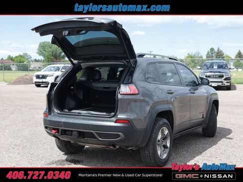 Used 2019 Jeep Cherokee Trailhawk AWD/4WD image 39