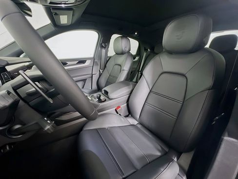 New 2026 Porsche Cayenne S image 5