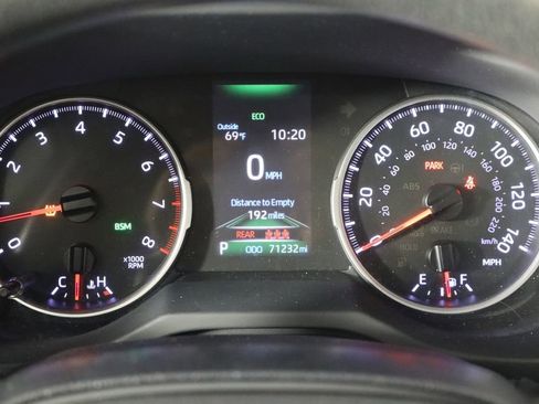 Used 2019 Toyota RAV4 XLE FWD image 11