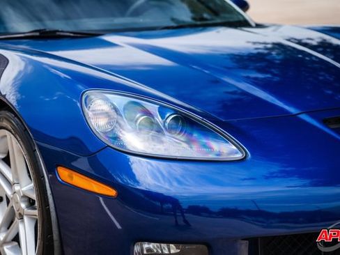 Used 2006 Chevrolet Corvette Z06 w/ Preferred Equipment Group RWD image 31