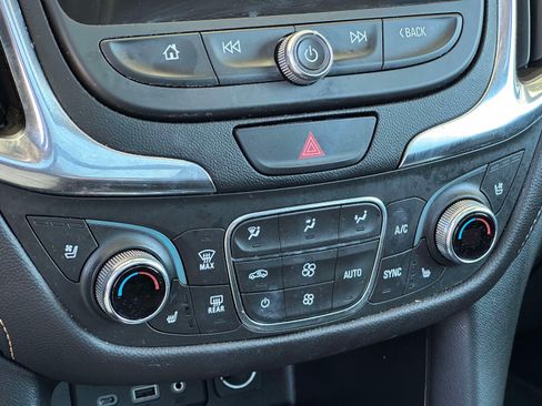 Used 2021 Chevrolet Equinox Premier AWD/4WD image 31