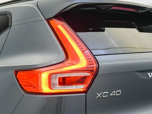 Certified 2023 Volvo XC40 B5 Plus w/ Protection Package Premier AWD/4WD image 12