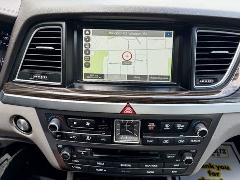 Used 2018 Genesis G80 3.8 AWD/4WD image 39