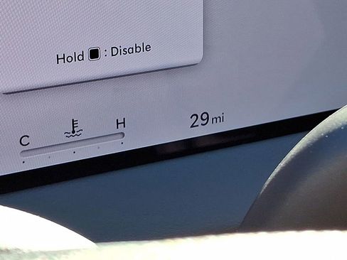 Used 2026 Genesis GV70 2.5T image 13