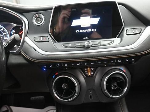 Used 2021 Chevrolet Blazer Premier FWD image 10