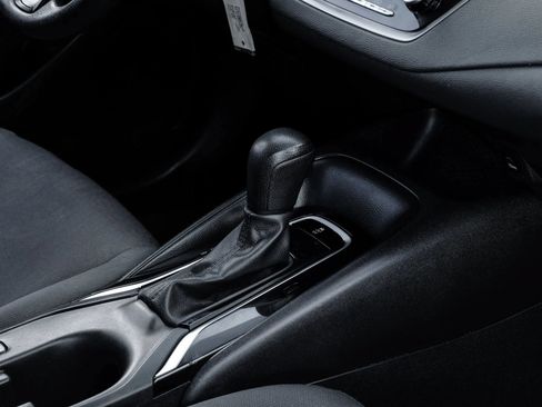 Used 2023 Toyota Corolla LE FWD image 29