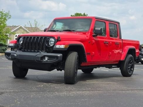 Used 2022 Jeep Gladiator Sport AWD/4WD image 18