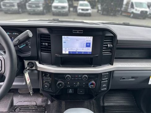 New 2025 Ford F350 XL w/ XL Chrome Package image 13