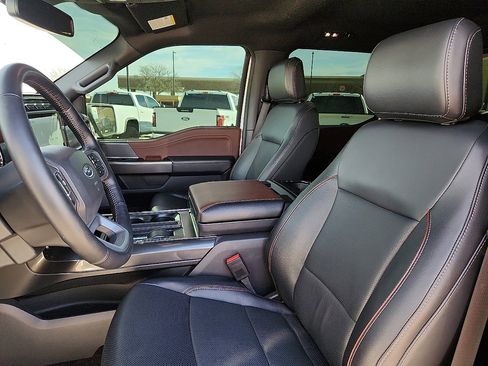 Used 2023 Ford F150 Lariat image 7