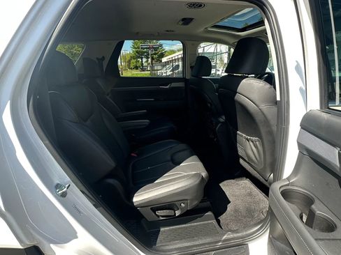 Used 2022 Hyundai Palisade SEL w/ Premium Package AWD/4WD image 31