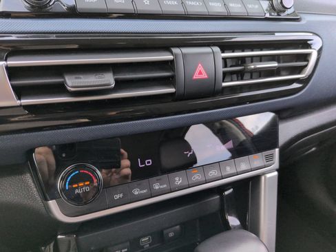 Used 2022 Kia Seltos Nightfall Edition AWD/4WD image 22