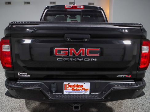 Used 2023 GMC Canyon AT4 w/ AT4 Premium Package image 8