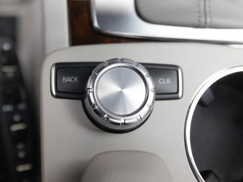 Used 2013 Mercedes-Benz E 350 4MATIC Coupe image 86