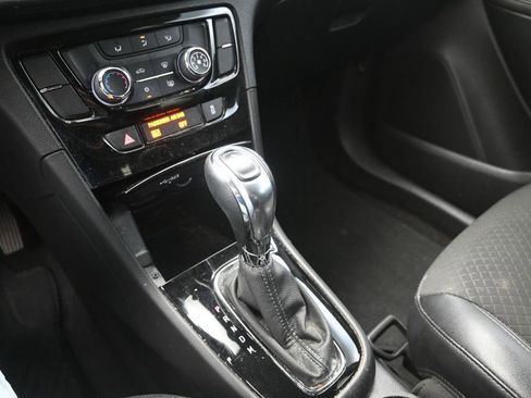 Used 2018 Buick Encore Preferred FWD image 29