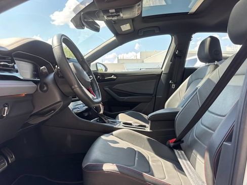 Used 2025 Volkswagen Jetta GLI Autobahn FWD image 13