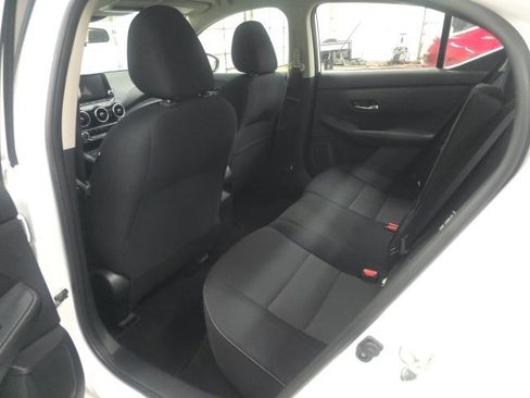 Used 2022 Nissan Sentra SV image 13