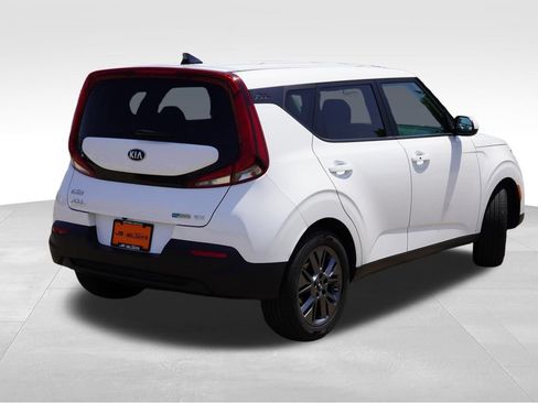 Used 2020 Kia Soul EX FWD image 5