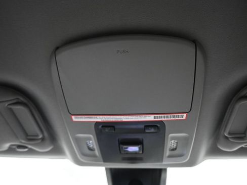 Used 2023 Toyota Camry SE FWD image 23