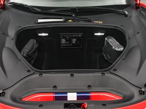 Used 2020 Ferrari 488 Pista Coupe RWD image 18