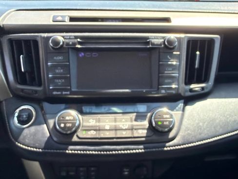 Used 2013 Toyota RAV4 Limited FWD image 32