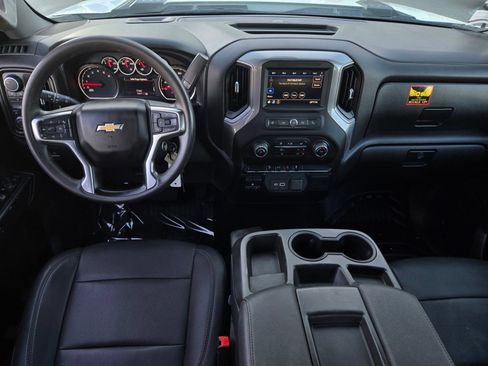 Used 2022 Chevrolet Silverado 2500 W/T w/ WT Fleet Convenience Package AWD/4WD image 12