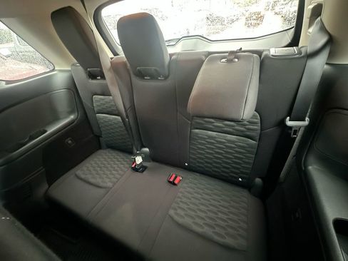 Used 2024 Nissan Pathfinder SV image 49