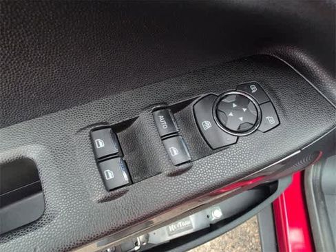 Used 2018 Ford EcoSport SE image 22