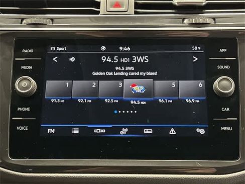 Certified 2022 Volkswagen Tiguan SE image 12