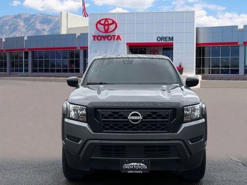 Used 2022 Nissan Frontier S image 2