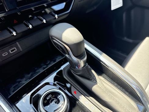 New 2026 GMC Canyon Elevation w/ Convenience Package image 24